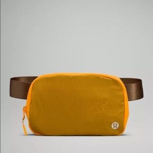 Lululemon Everywhere Belt Bag